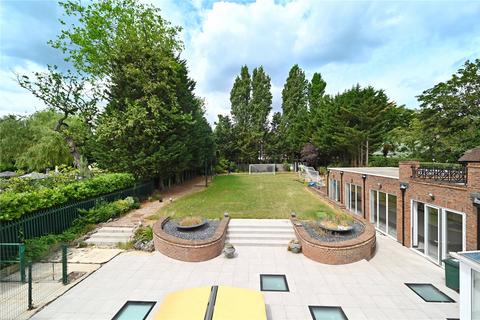 undefined, The Bishop's Avenue, London N2