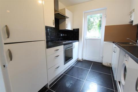 31 Model Farm Close, London, SE9 4DR