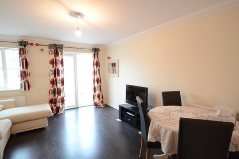 2 bedroom terraced house to rent, Turbary Road, Fleet, GU51