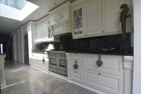 undefined, Empire Road, Perivale