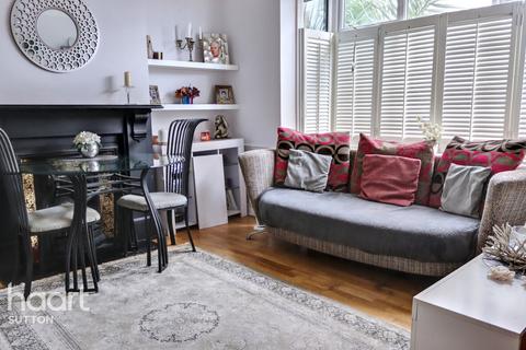 undefined, Bond Road, MITCHAM