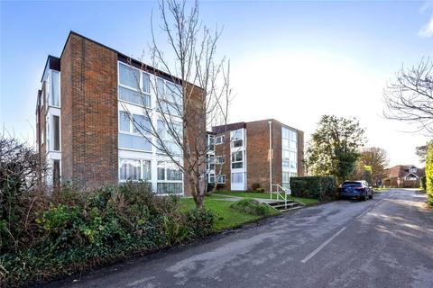 2 bedroom flat to rent, Sea Avenue, Rustington, Littlehampton, West Sussex, BN16