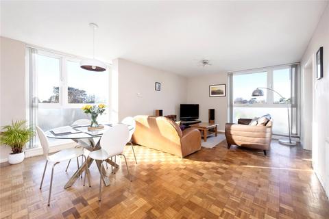 2 bedroom flat to rent, Sea Avenue, Rustington, Littlehampton, West Sussex, BN16