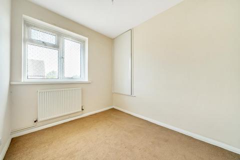 2 bedroom maisonette for sale, Ely Close, Erith