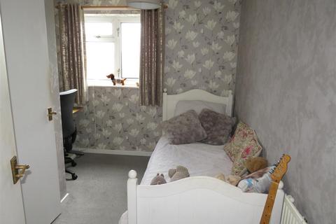 2 Listelow Close, Birmingham, B36 9EA