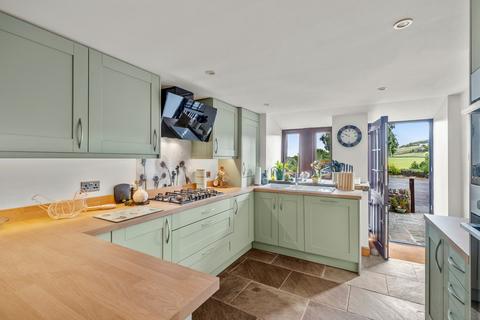 4 bedroom barn conversion for sale, Hallas Lane, Cullingworth, Bradford, West Yorkshire, BD13