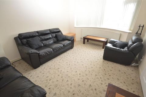 5 bedroom semi-detached house for sale, Leagrave Road, Luton, Bedfordshire, LU3