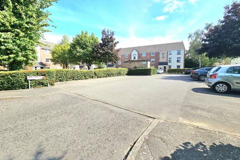 1 bedroom apartment to rent, Milton Court, Cross Road, Chadwell Heath, Romford, RM6
