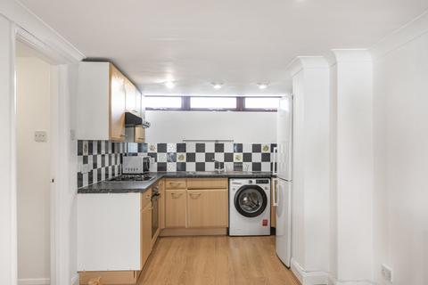2 bedroom flat to rent, Isledon Road, Holloway