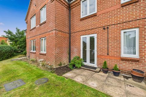 undefined, Sarisbury Gate, Dove Gardens, Park Gate