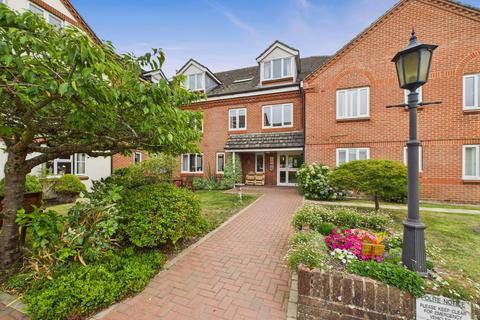 2 bedroom flat for sale, Sarisbury Gate, Dove Gardens, Park Gate