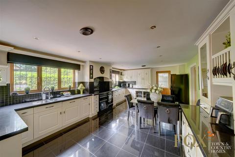 undefined, Malvern Road, Worcester WR2