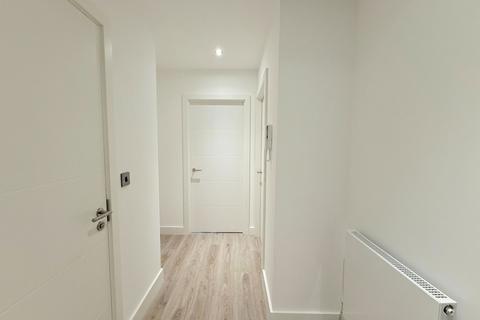 2 bedroom apartment for sale, Broadoaks, Streetsbrook Road, solihull, B91 1QY