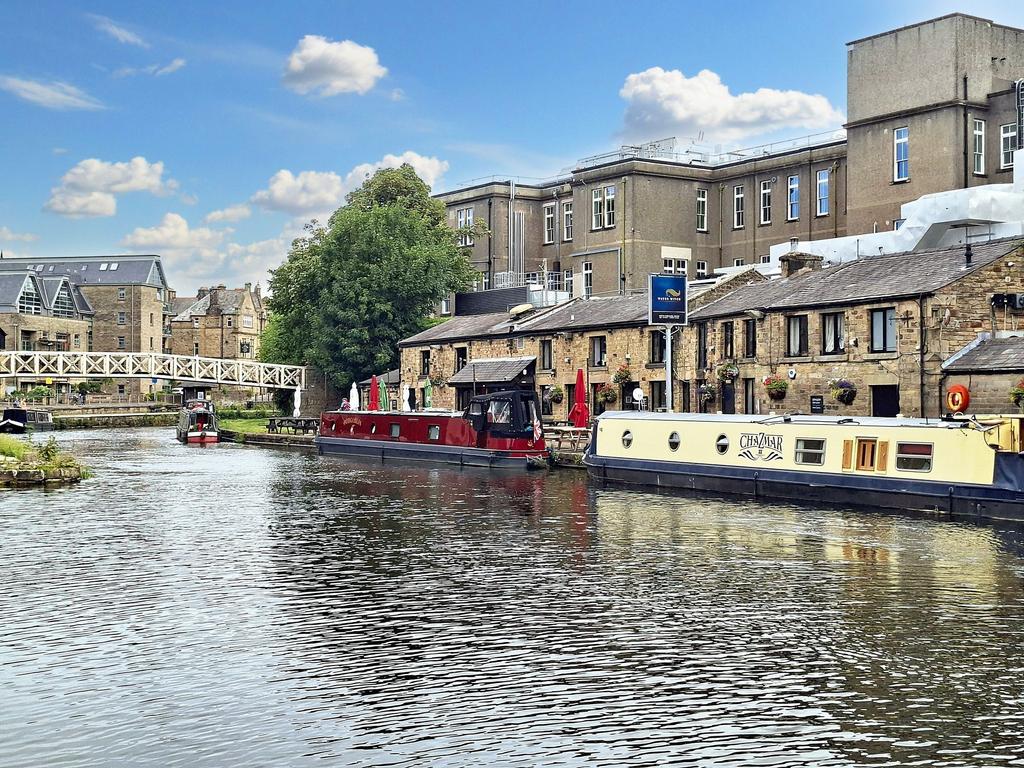 Water Witch Pub along the Canal