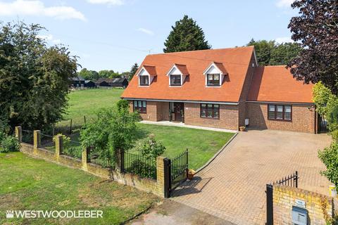 4 bedroom detached house for sale, Nursery Road, Waltham Abbey EN9