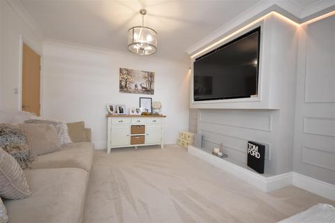 27 Fishers Lane, Wirral, CH61 9NT