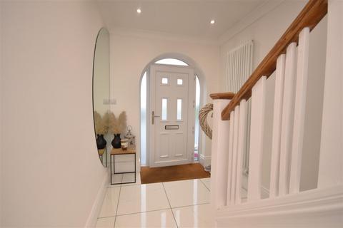 27 Fishers Lane, Wirral, CH61 9NT