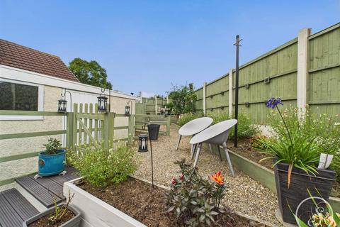 undefined, Birchfields Rise, Leeds