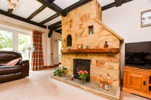 3 bedroom detached bungalow for sale, Weatherhill Common, Smallfield, Horley, Surrey