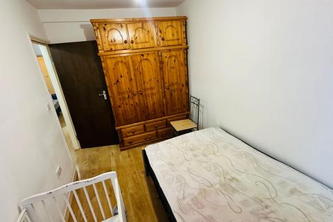 1 bedroom flat to rent, BEAUTIFUL 1 BED FLAT | AVAILABLE NOW, London E11