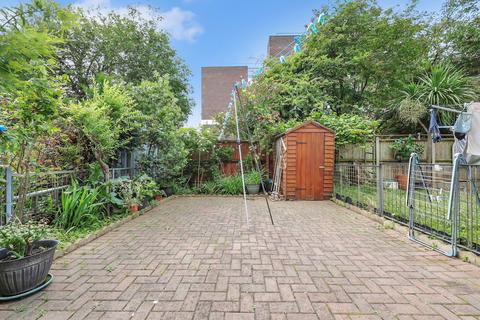 3 bedroom maisonette for sale, Gwilym Maries House, 21 Canrobert Street, London, E2