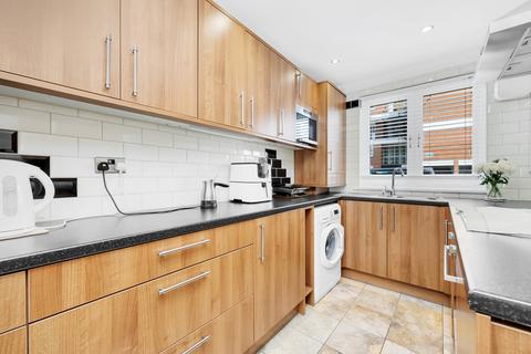 3 bedroom maisonette for sale, Gwilym Maries House, 21 Canrobert Street, London, E2