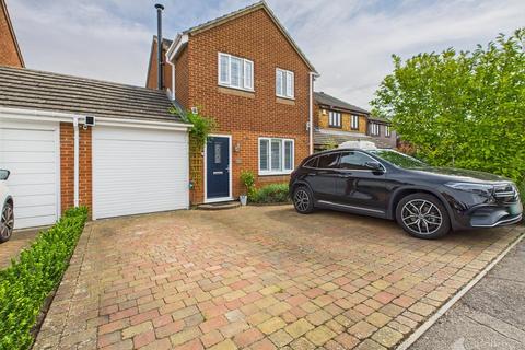 60 Uplands, Stevenage, SG2 7DW