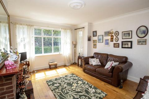 3 bedroom semi-detached house for sale, Beechwood Avenue, Coulsdon