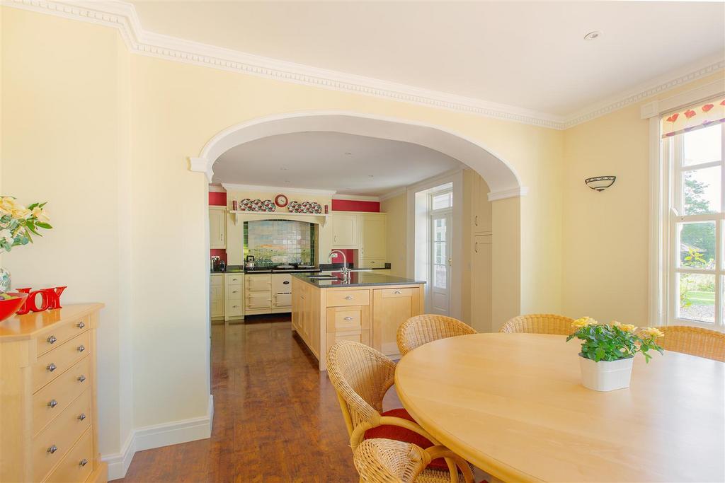 Ingrave Hall HR 060.jpg