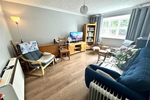2 bedroom flat for sale, Crook Log, Bexleyheath DA6