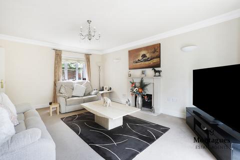 5 bedroom detached house for sale, Thornbrook, Thornwood, CM16