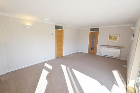 23 Mill Close, Chichester, PO19 3JW