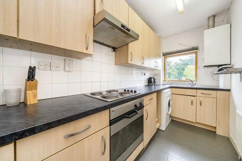 1 bedroom flat for sale, Station Parade, London NW2