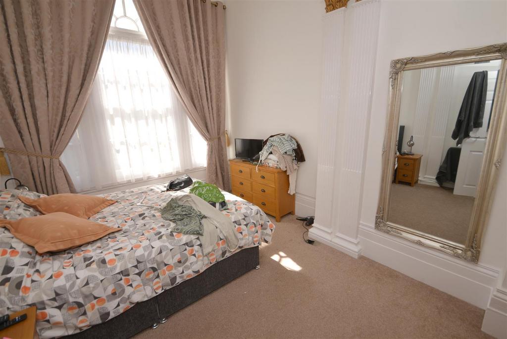 Apartment 4