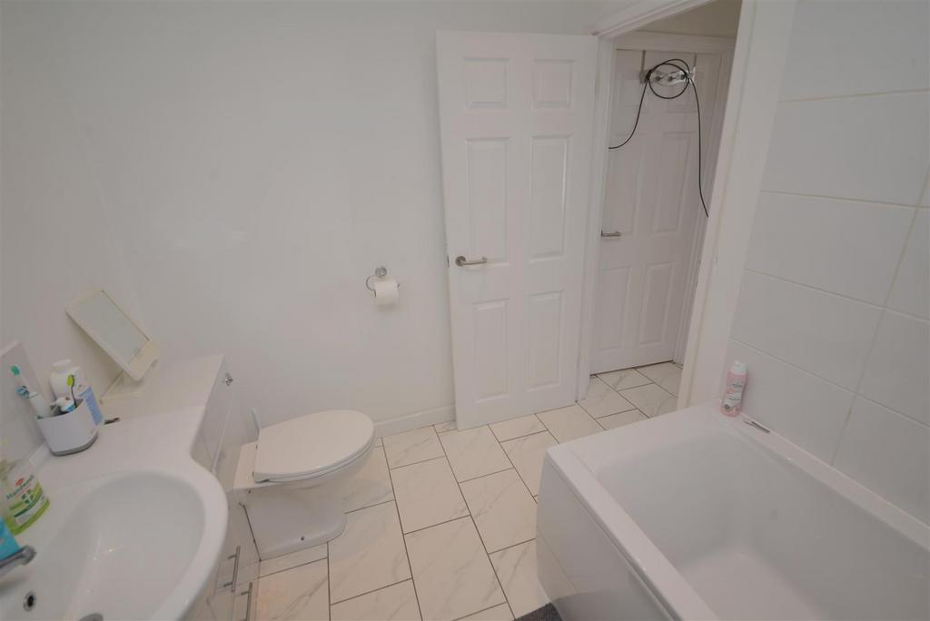Apartment 4