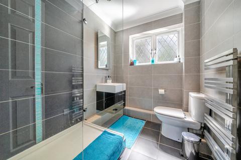 undefined, Colville Gardens, Lightwater, Surrey, GU18