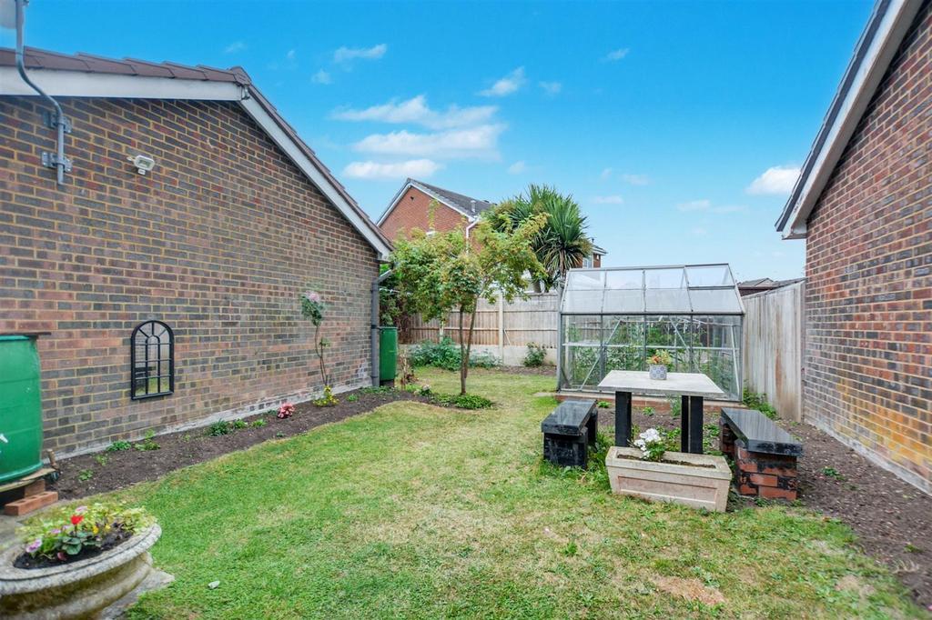 Garden 5.jpeg