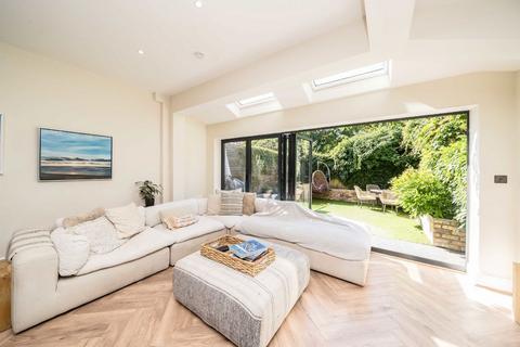 5 bedroom house for sale, Kingscourt Road, London SW16