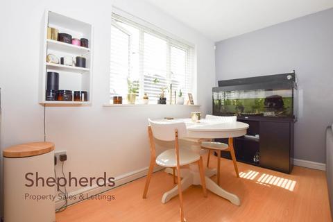 undefined, Yukon Road, Broxbourne EN10