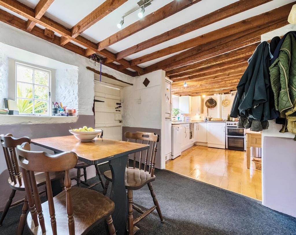 Main kitchen.jpg
