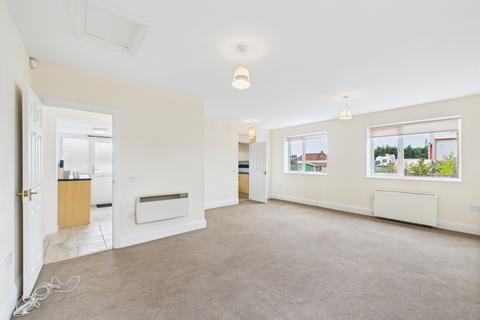 2 bedroom detached bungalow to rent, Cotswold Road, Chipping Sodbury, Bristol, BS37