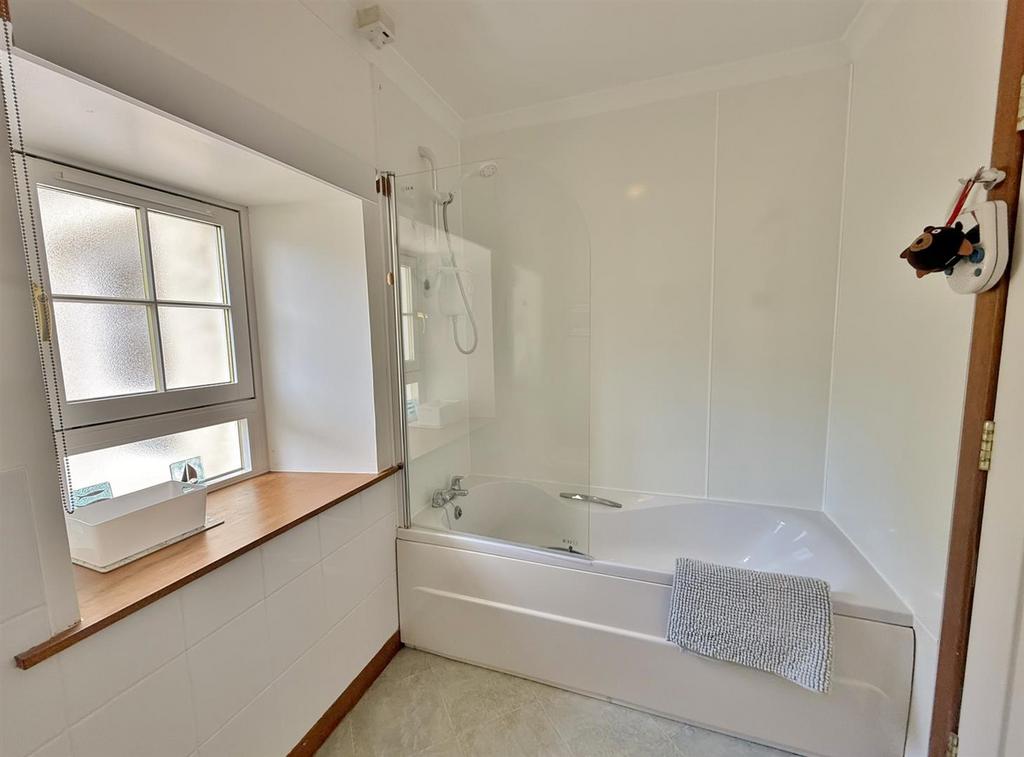 Wellington Bathroom