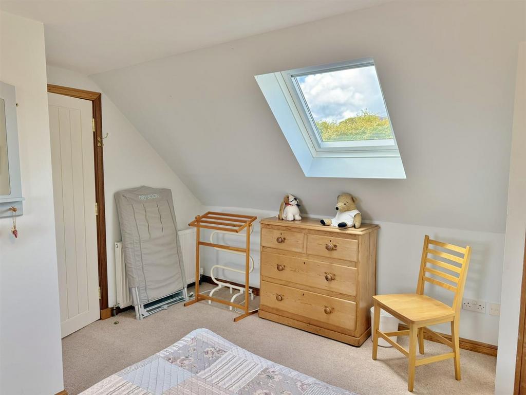 Wellingtonia Bedroom 2