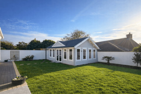 4 bedroom detached house for sale, Worcester Gardens, Worcester Park, KT4