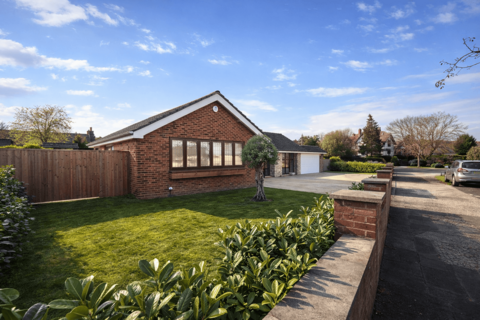 undefined, Worcester Gardens, Worcester Park, KT4
