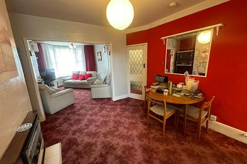 2 bedroom house for sale, St. Marys Road, Ilford