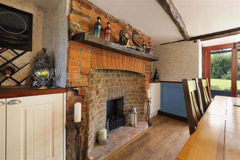 Meadow Cottage Berkeley Close, Dunkirk, Faversham, ME13 9TR