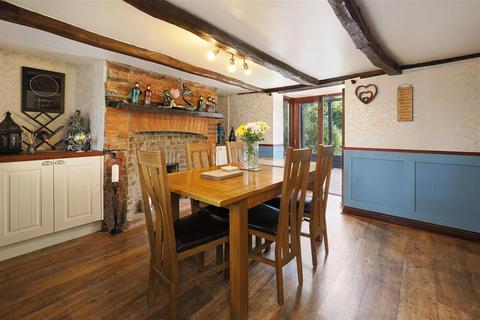 Meadow Cottage Berkeley Close, Dunkirk, Faversham, ME13 9TR