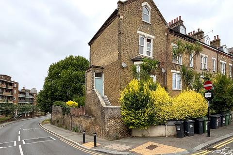 Ryecroft Road, Hither Green , London, SE13