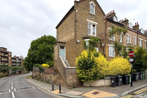 2 bedroom flat for sale, Ryecroft Road, Hither Green, SE13